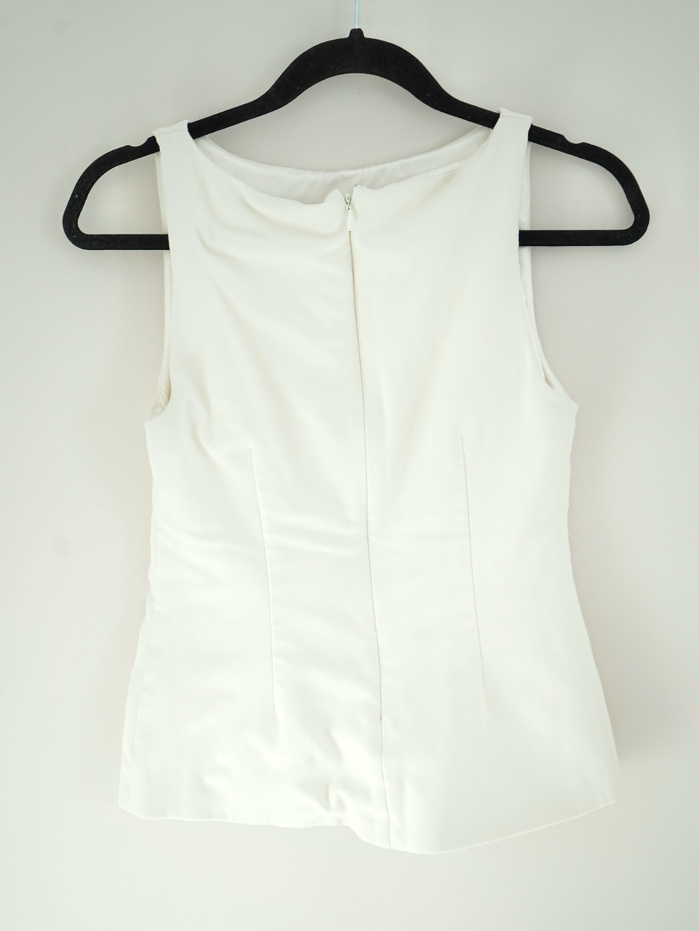 Meshki Top - Picture 4 of 4